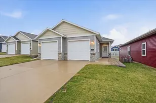 1206 Tivoli Cir, Oregon, WI 53575 - Photo 33