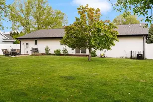 3741 Balmoral Dr, Janesville, WI 53548 - Photo 35