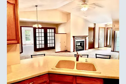 404 Henry Drive #3, Portage, WI 53901 - Photo 9