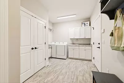 2150 Baptisia Pass, Sun Prairie, WI 53590 - Photo 27