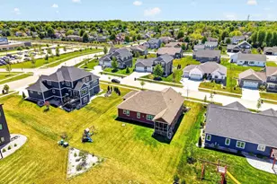 2150 Baptisia Pass, Sun Prairie, WI 53590 - Photo 55