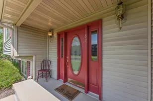 1827 Huntington Park Dr, Reedsburg, WI 53959 - Photo 7