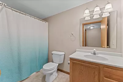 1827 Huntington Park Drive, Reedsburg, WI 53959 - Photo 33