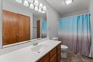 1827 Huntington Park Dr, Reedsburg, WI 53959 - Photo 19