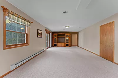 1827 Huntington Park Drive, Reedsburg, WI 53959 - Photo 27