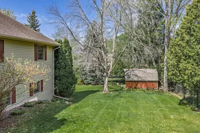 1827 Huntington Park Drive, Reedsburg, WI 53959 - Photo 35