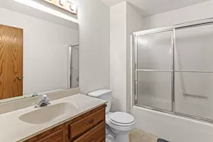 639 Wood Violet Ln, Sun Prairie, WI 53590 - Photo 15
