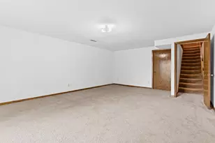 639 Wood Violet Ln, Sun Prairie, WI 53590 - Photo 19