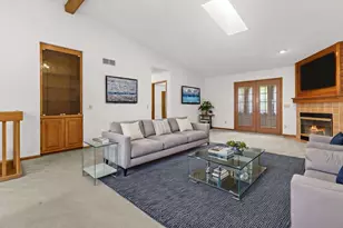639 Wood Violet Ln, Sun Prairie, WI 53590 - Photo 3