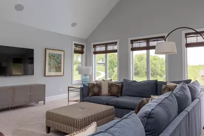 5090 Aspen Valley Court, Middleton, WI 53562 - Photo 9