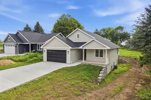 517 Alan Dr, Mount Horeb, WI 53572 - Photo 3