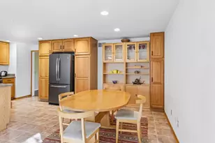 1620 Maple St, Middleton, WI 53562 - Photo 15