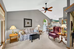 706 Summerton Ct, Sun Prairie, WI 53590 - Photo 13
