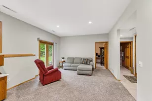 706 Summerton Ct, Sun Prairie, WI 53590 - Photo 29