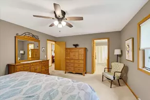 706 Summerton Ct, Sun Prairie, WI 53590 - Photo 25