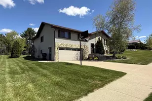 813 Alderman St, Tomah, WI 54660 - Photo 3