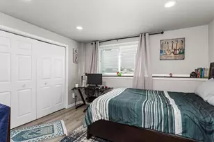 1910 Swainson Dr, Madison, WI 53593 - Photo 33