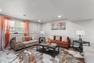 1910 Swainson Dr, Madison, WI 53593 - Photo 37