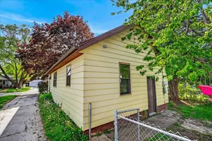 844 Ridgewood Way, Madison, WI 53713 - Photo 33