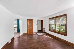 844 Ridgewood Way, Madison, WI 53713 - Photo 5