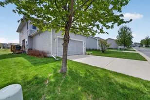 208 Sugar Maple Ln, Verona, WI 53593 - Photo 27