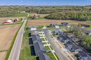 2444 Russell Ct, Reedsburg, WI 53959 - Photo 7
