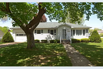 201 Locust Court, Portage, WI 53901 - Photo 27