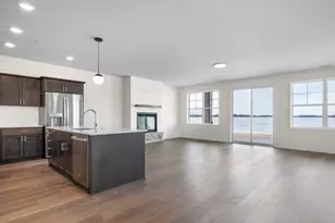 216 Lakeview Ln, Beaver Dam, WI 53916 - Photo 5