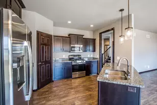 517 Spindrift St, Mount Horeb, WI 53572 - Photo 5