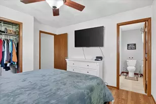 638 Chartier St, Janesville, WI 53546 - Photo 21