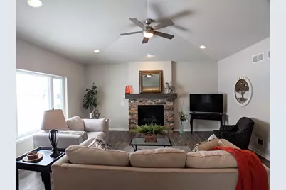 4499 Thrasher Street, Middleton, WI 53562 - Photo 15
