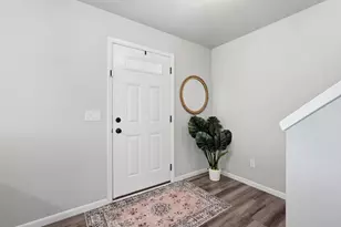 813 Feather Sound Dr, Verona, WI 53593 - Photo 3