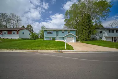 2107 4th Avenue, Monroe, WI 53566 - Photo 7