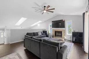 2897 Brian Ln, Fitchburg, WI 53711 - Photo 7