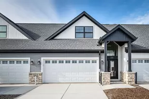 214 Lakeview Ln, Beaver Dam, WI 53916 - Photo 5