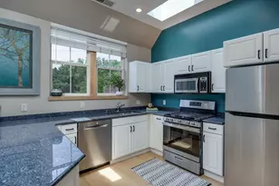 1037 Williamson St, Madison, WI 53703 - Photo 7