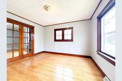 910 Wells Street, Marinette, WI 54143 - Photo 21
