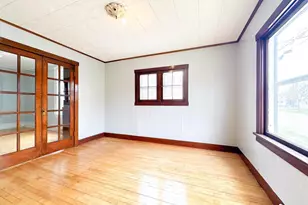 910 Wells St, Marinette, WI 54143 - Photo 21