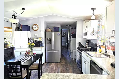 127 Falling Creek Circle, Janesville, WI 53548 - Photo 5