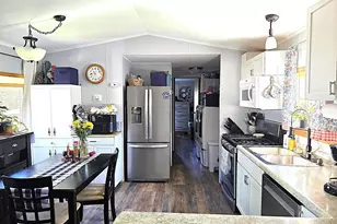 127 Falling Creek Cir, Janesville, WI 53548 - Photo 11