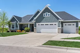 1630 Liatris Dr, Sun Prairie, WI 53590 - Photo 3