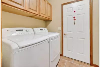 W7183 Breneman Road, Pardeeville, WI 53954 - Photo 21