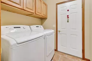 W7183 Breneman Rd, Pardeeville, WI 53954 - Photo 21