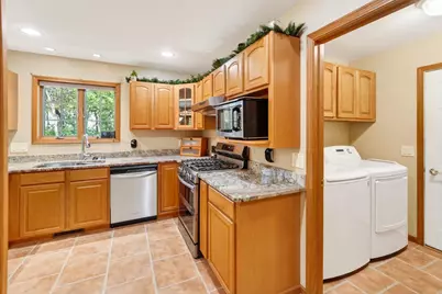W7183 Breneman Road, Pardeeville, WI 53954 - Photo 7