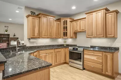 7622 N Orchard View Drive, Janesville, WI 53536 - Photo 9