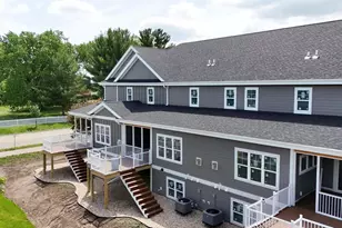 Unit 5 2 Bellflower Dr, DeForest, WI 53532 - Photo 29