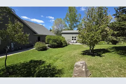 7247 W Breneman Road, Pardeeville, WI 53954 - Photo 11
