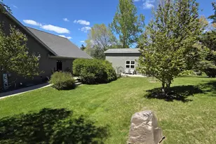 7247 W Breneman Rd, Pardeeville, WI 53954 - Photo 11