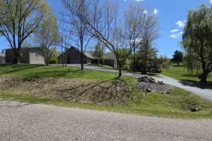 7247 W Breneman Rd, Pardeeville, WI 53954 - Photo 3