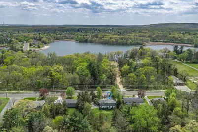 719 Silver Lake Drive, Portage, WI 53901 - Photo 9